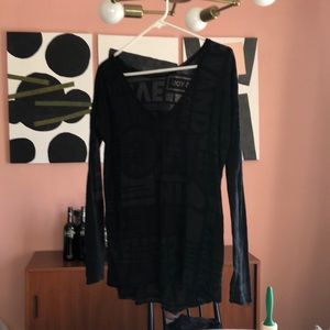 GUC lululemon manifesto black long sleeve 4